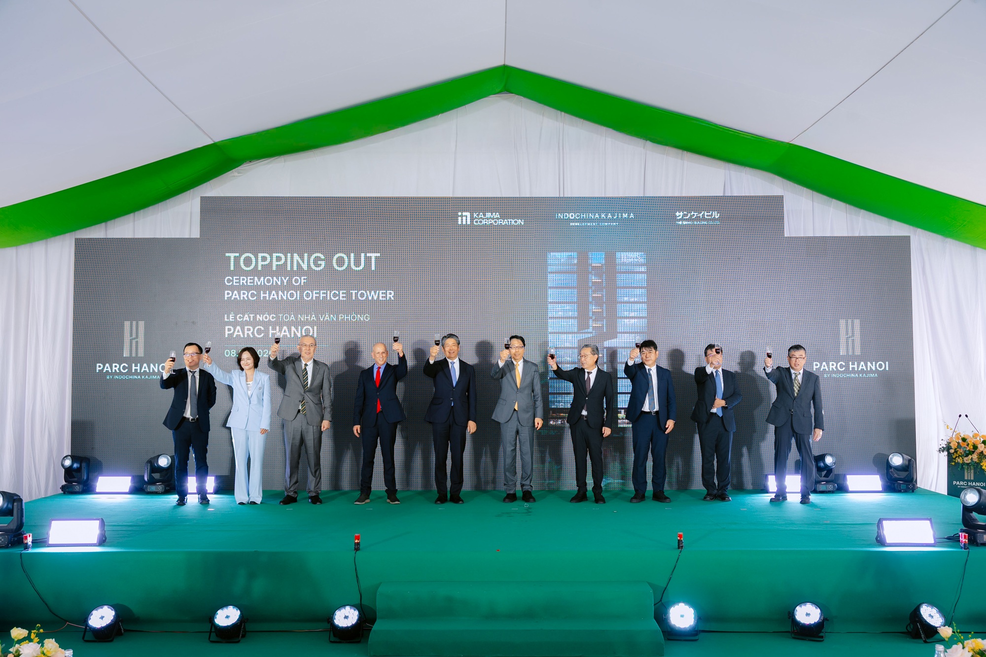 Parc Hanoi Topping out